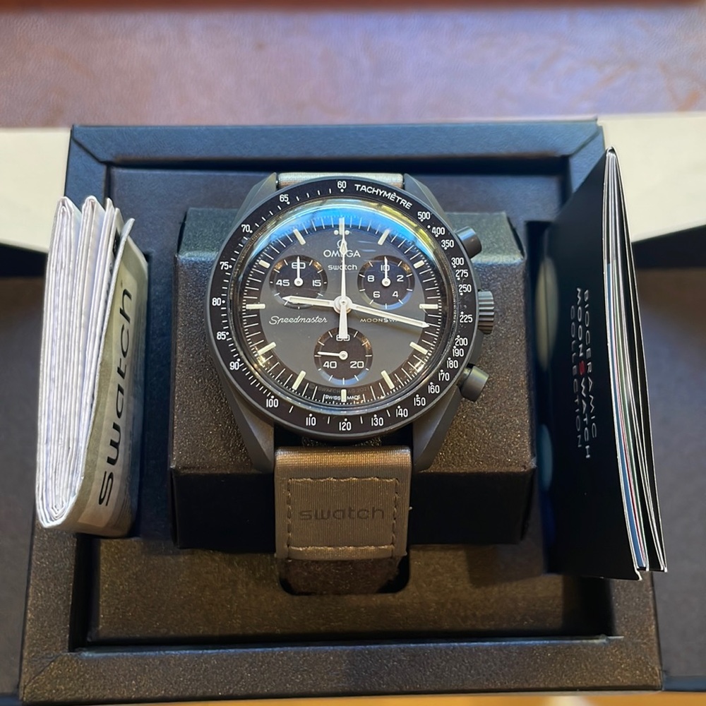 Swatch x Omega Mission to Mercury watch with 2 extra watch straps